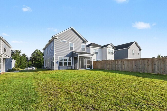 Building Photo - 104 Hawthorne Landing Dr