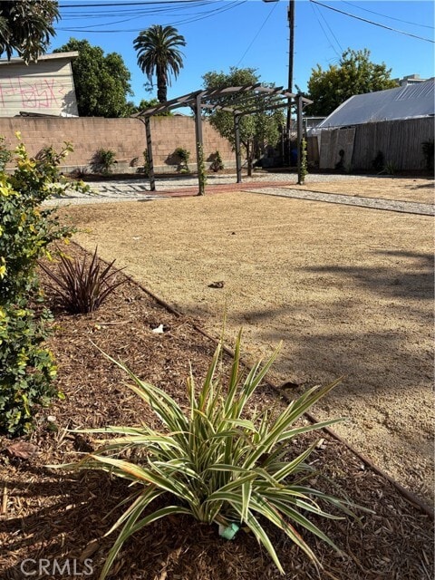 Building Photo - 1042 S Catalina St