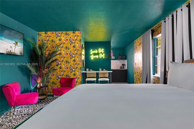 Building Photo - 1007 SE 2nd Ct