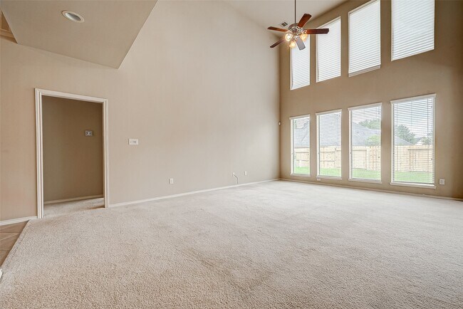 Building Photo - 16010 Juniper Shores Dr