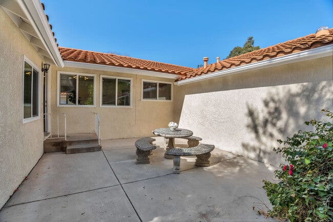 Building Photo - 5404 Maisel Way