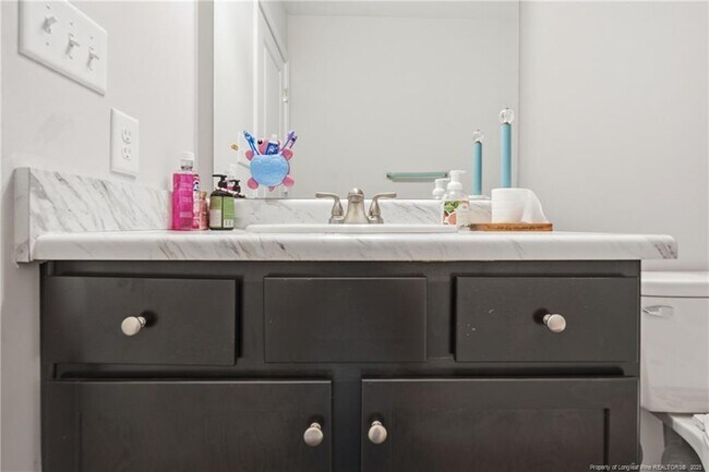 Building Photo - 50 Terrier Ct