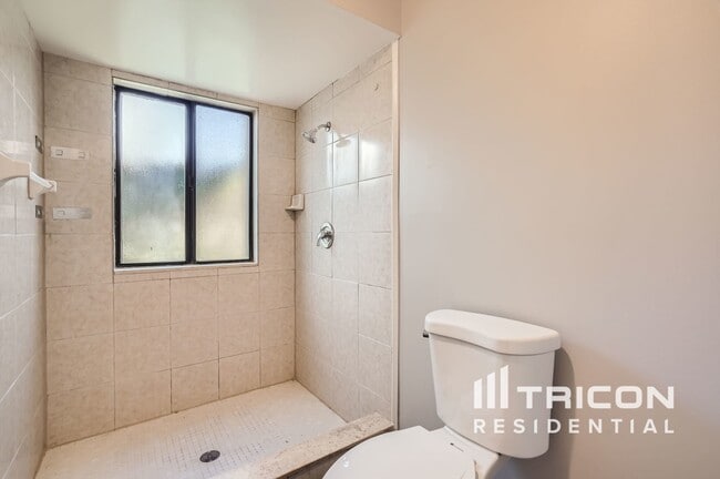 Building Photo - 3110 Riviera Bay Ct