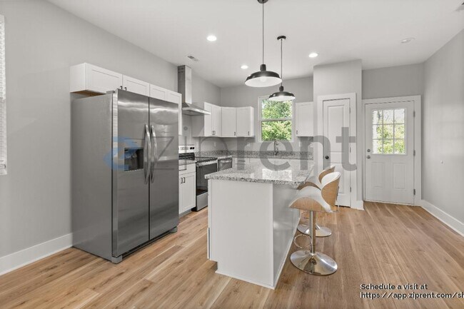 Building Photo - 106 Snyder Ct NE
