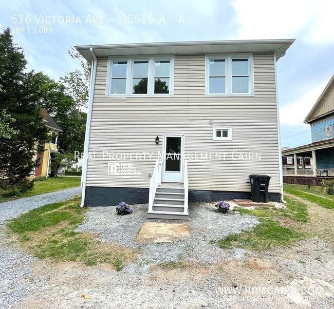 Building Photo - 516 Victoria Ave