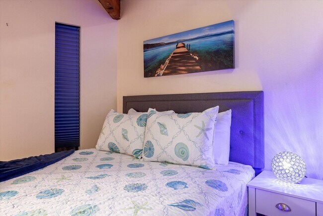 Building Photo - 164 Bora Bora Dr