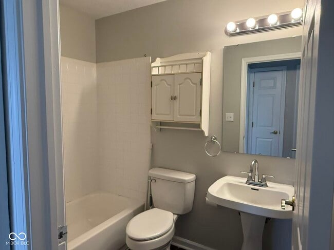 Building Photo - 3148 Kelsey Cir