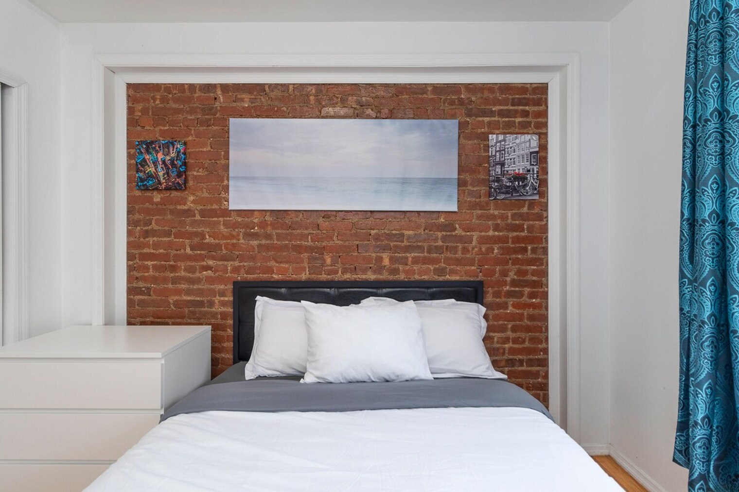 Building Photo - 309-311-311 E 95th St