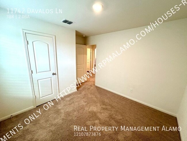 Building Photo - 11742 Davalos Ln