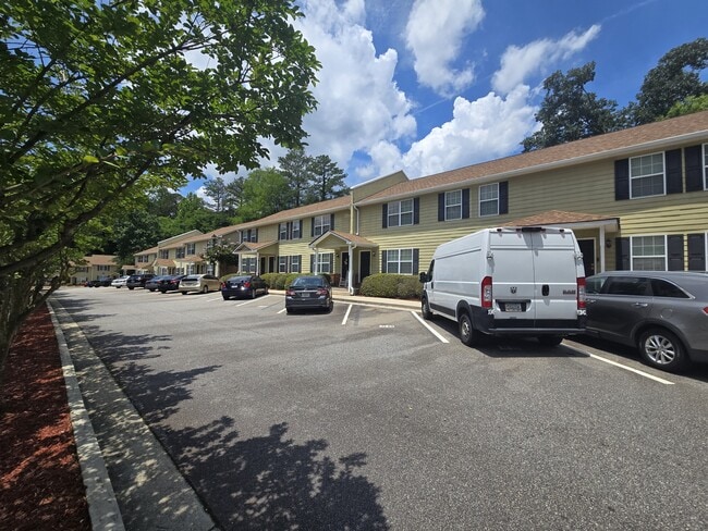 Building Photo - 105 Westchester Dr