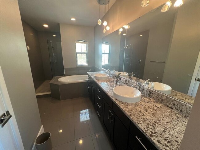 Building Photo - 7689 Toscana Blvd