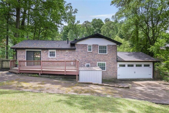 Building Photo - 2903 Old Sewell Rd