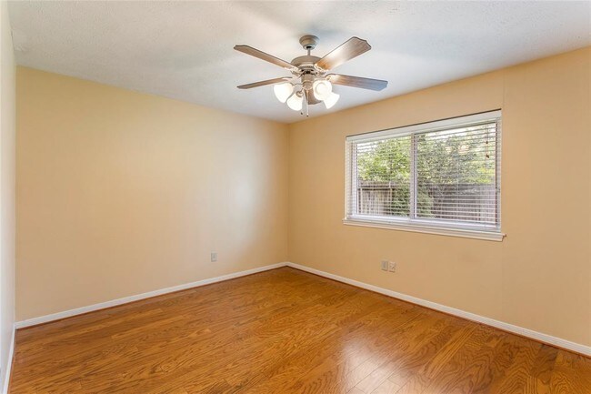Building Photo - 14718 Stanbridge Dr
