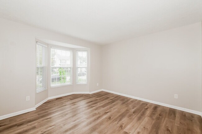 Building Photo - 349 Creekstone Dr