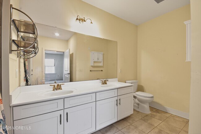 Building Photo - 626 Marion Ln