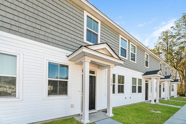 Building Photo - 175 Morning Line Dr