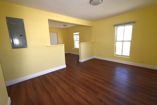 Building Photo - 2603 Booker St