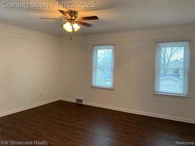 Building Photo - 462 Algene St