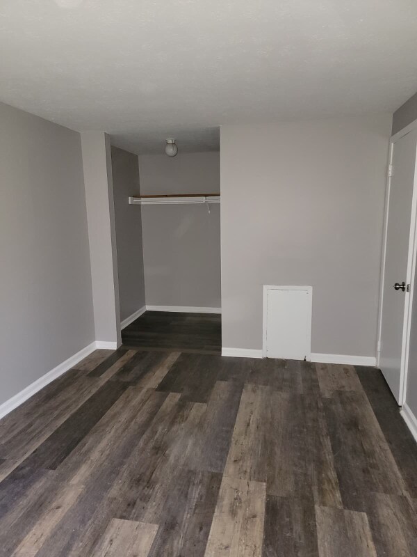 Building Photo - 13444 Euclid Ave