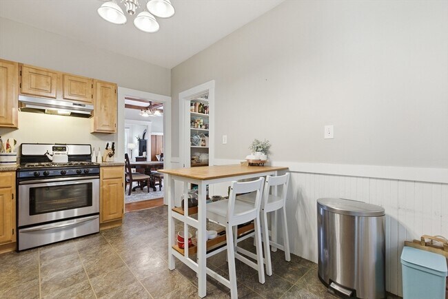 Building Photo - 53 Grampian Way