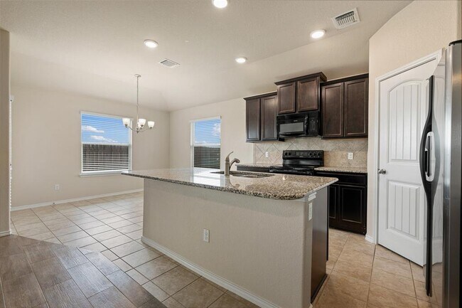 Building Photo - 208 Plata Ln