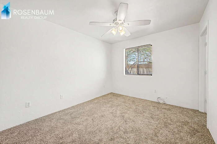 Building Photo - 5636 E 26th St