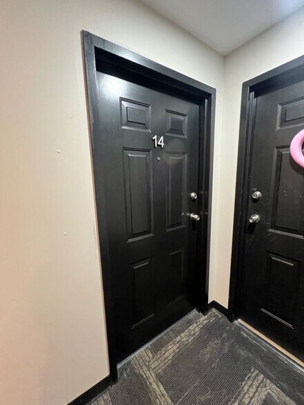 Interior Photo - SilverBrick Square