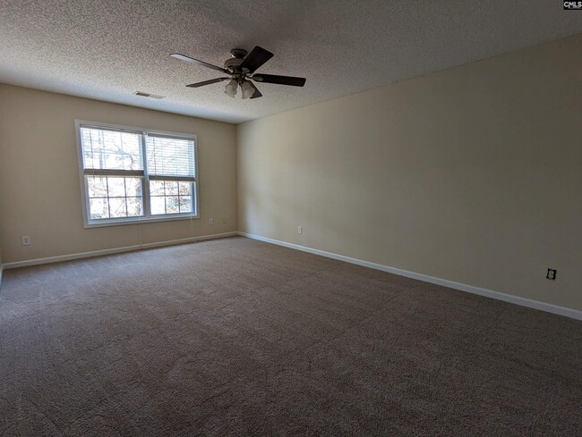 Building Photo - 19 Ironwood Way