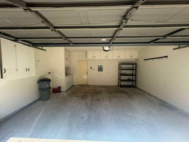 Building Photo - 3780 Tanglewilde St