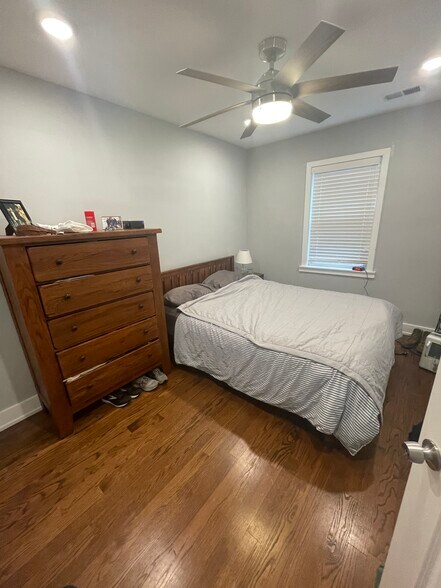 Building Photo - 2149 N Dayton St