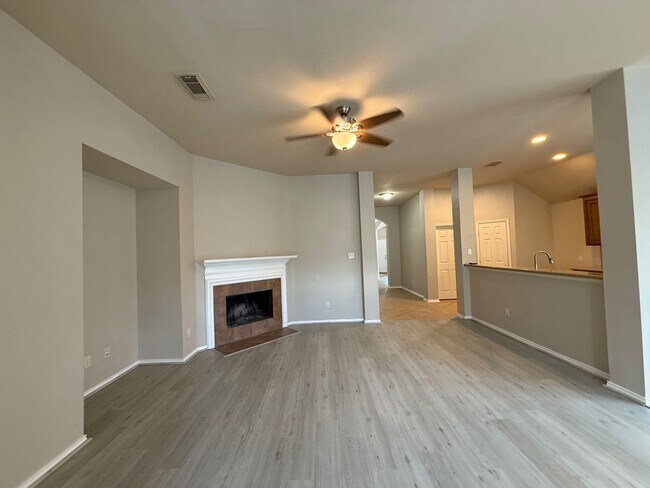 Building Photo - 4507 Indian Gardens Way