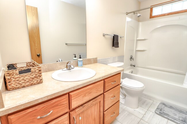 Building Photo - 4032 N 56th St