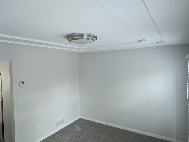 Building Photo - 34521 Springvale Cir