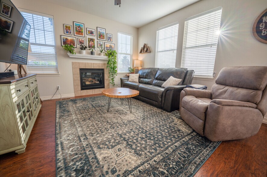 Building Photo - 7047 Whitebark Ln