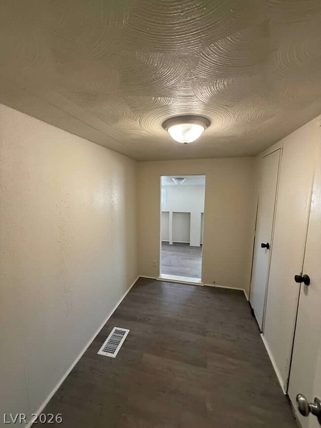 Building Photo - 5051 Sitka Ln