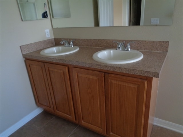 Building Photo - 11125 Running Pine Dr