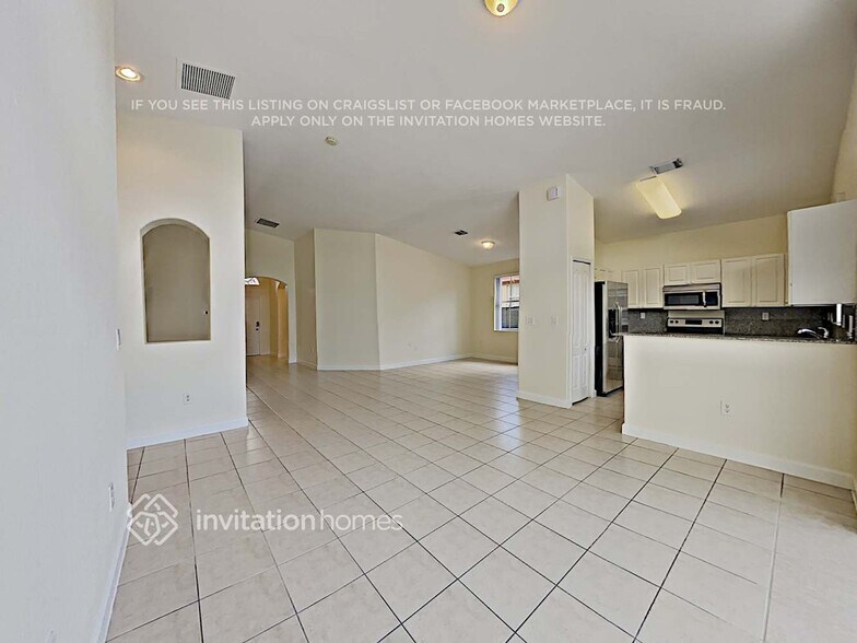 Building Photo - 15470 SW 23rd Ln