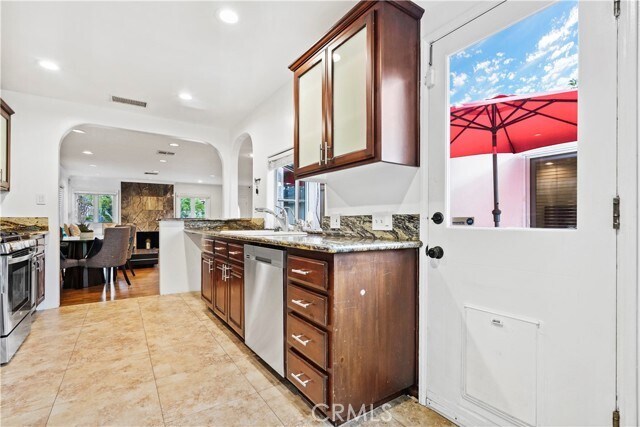 Building Photo - 5362 Yolanda Ave