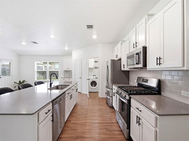 Building Photo - 21412 Wilmiller Ln