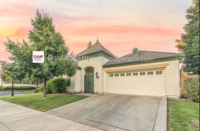 Primary Photo - 4 br, 3.5 bath House - 390 Lanfranco Circle