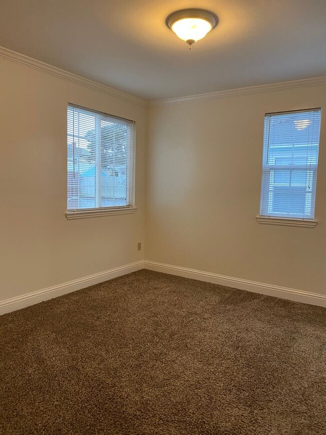 Building Photo - Two bedroom one bath home walking distance to beach and Naval Postgraduate School