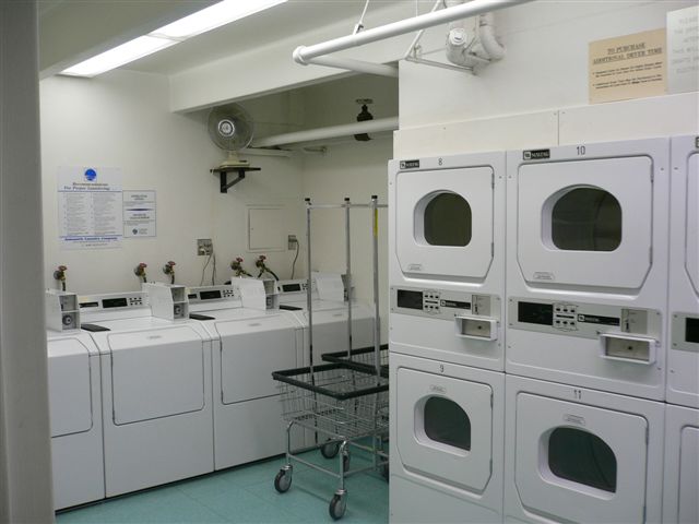 Laundry - 777 N Washington St