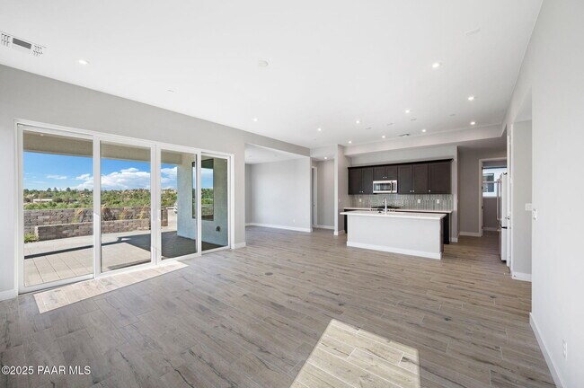 Building Photo - 1326 Rockwood Dr