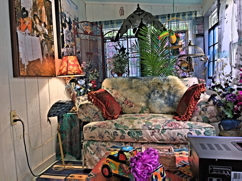 Enclosed 3 season porch - 111 Causeway Rd