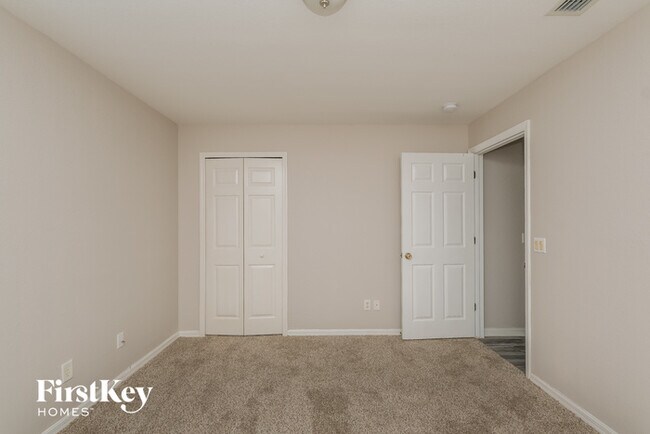 Building Photo - 2920 Tusket Ave