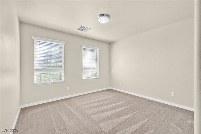 Building Photo - 6524 W Baroque Ave