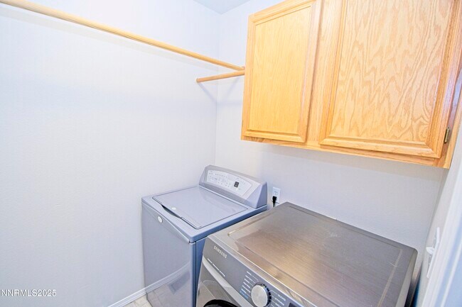 Building Photo - 5254 Tappan Ct