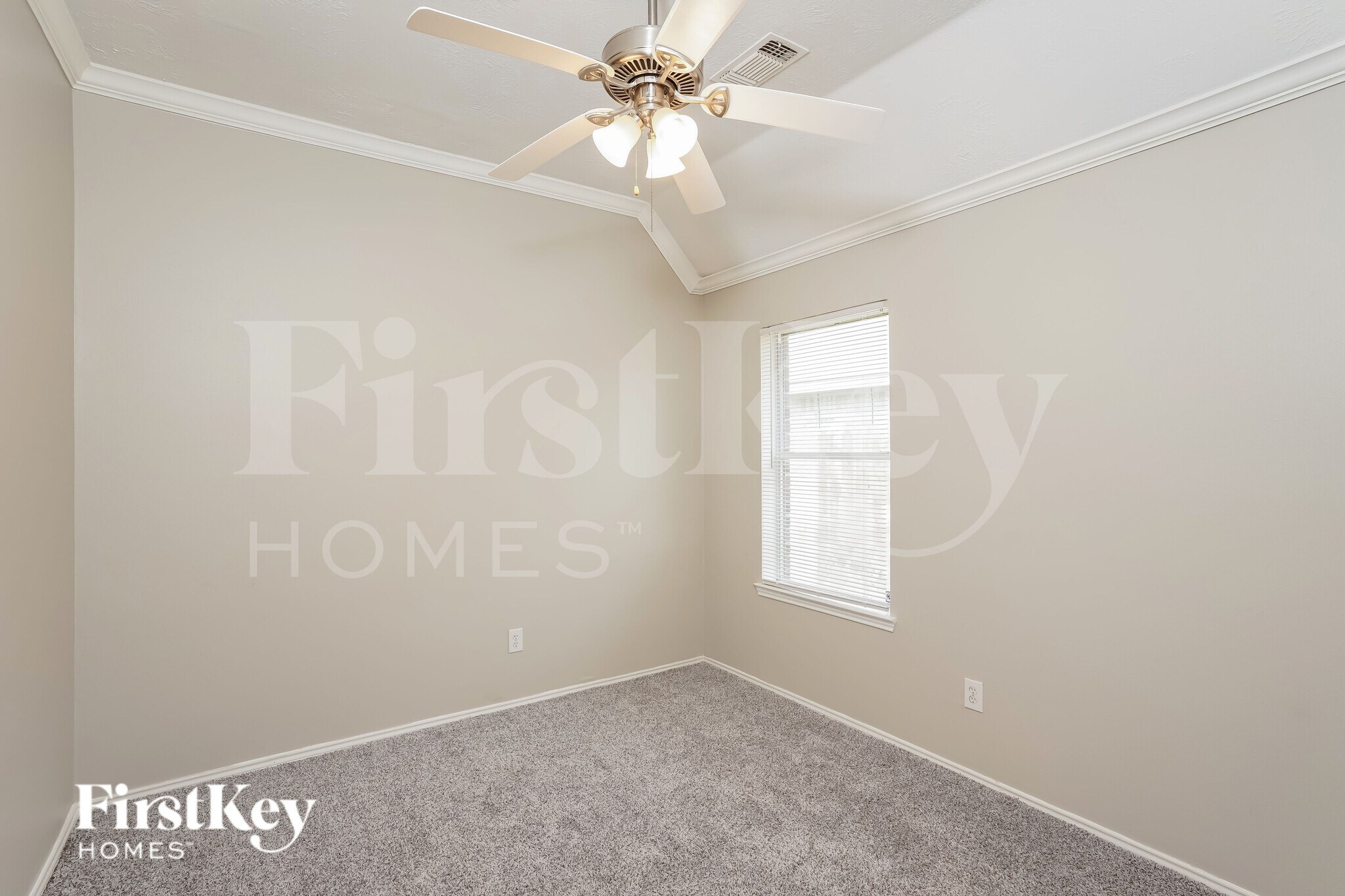 Building Photo - 10002 Elm Meadow Trail