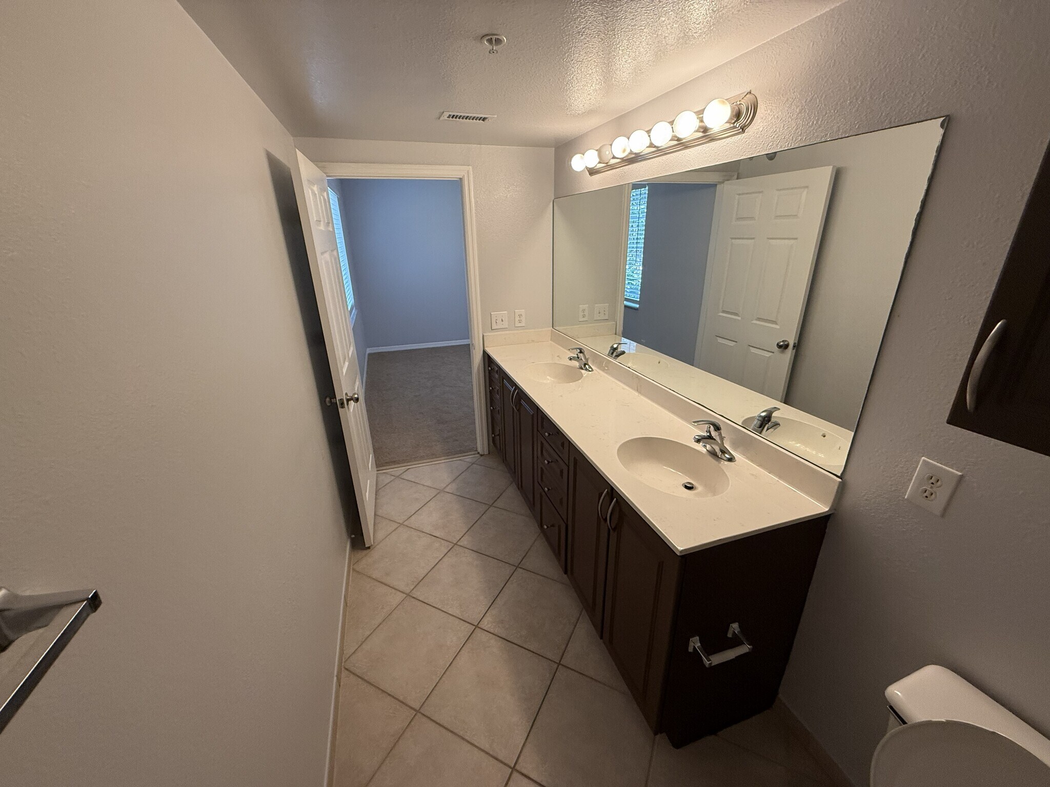 Building Photo - 6386 Emerald Dunes Dr
