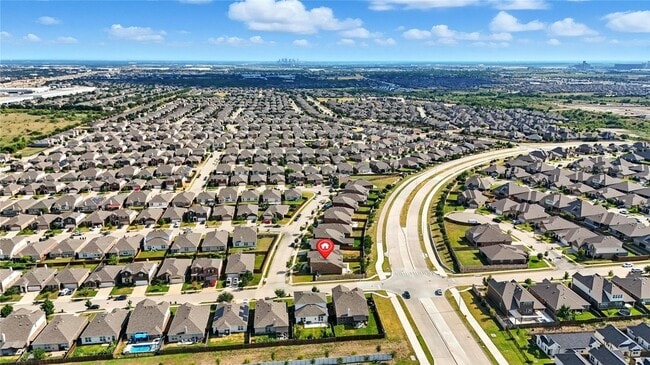 Building Photo - 8137 Kurgan Trail